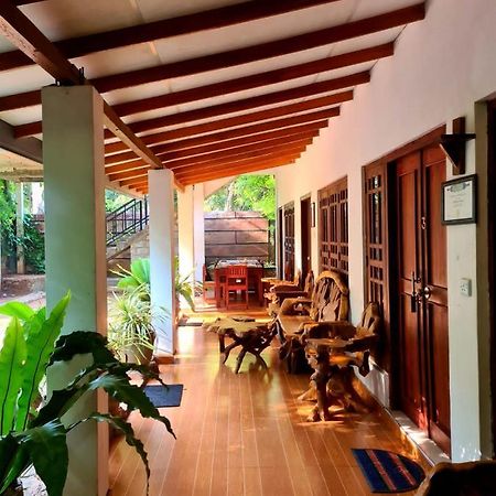 Habarana Dulwan Guest House Eksteriør billede