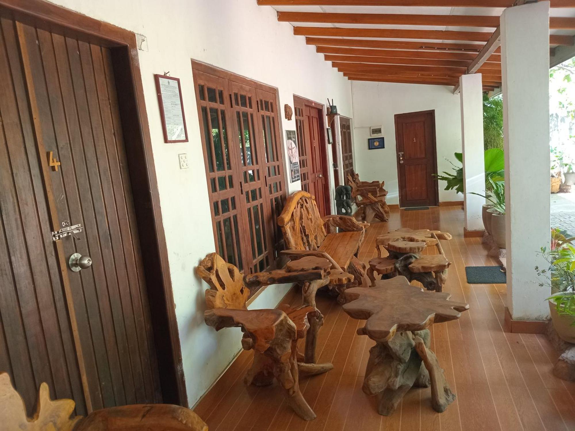 Habarana Dulwan Guest House Eksteriør billede