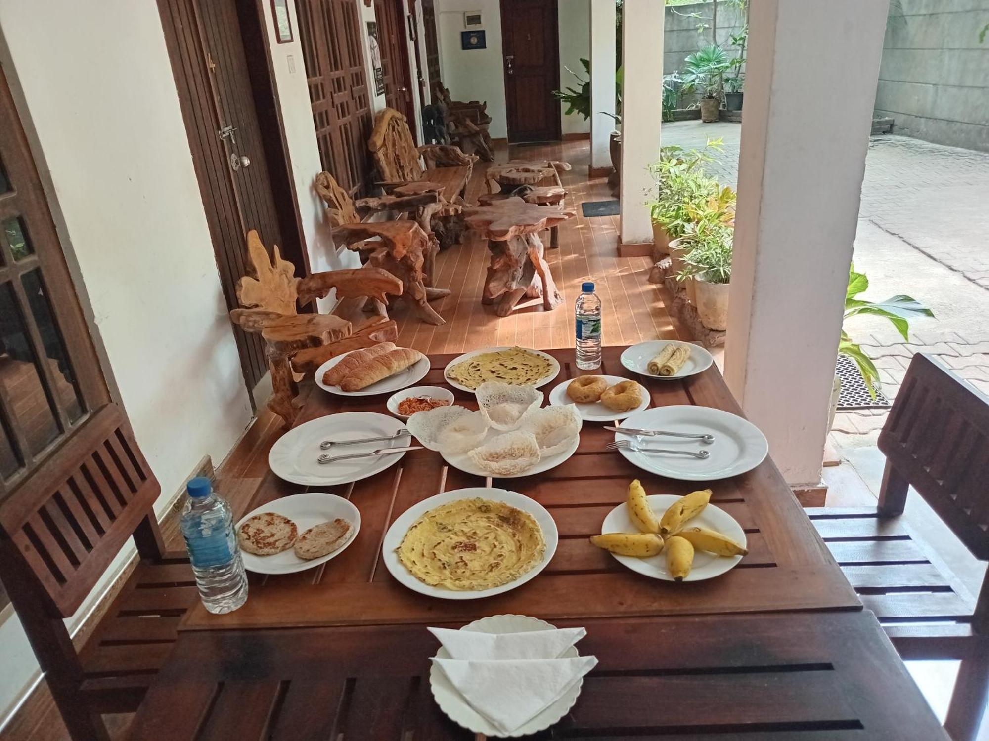 Habarana Dulwan Guest House Eksteriør billede